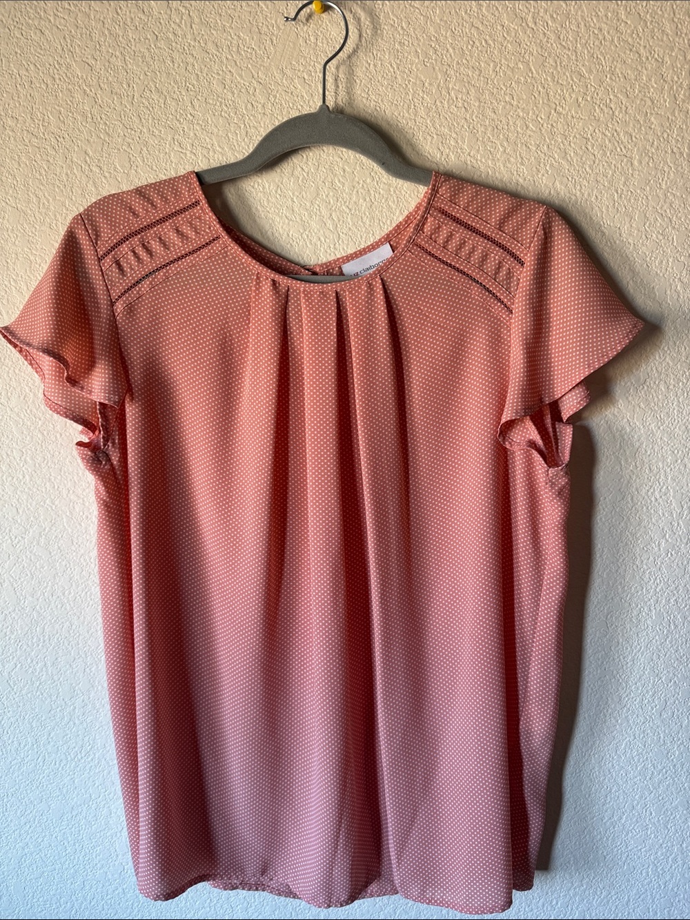 Liz Claiborne Coral Dot Flutter Sleeve Top/ Banana Republic coral